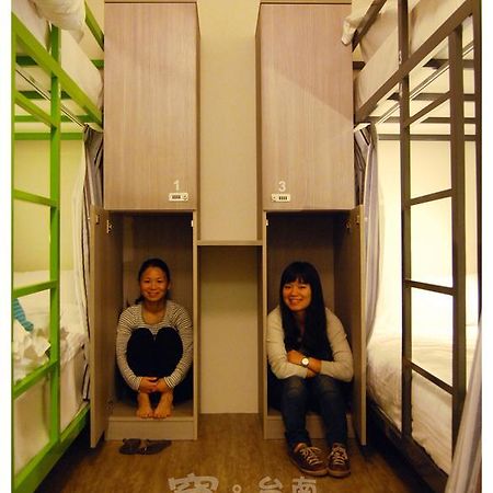 Wow Tainan Hostel Exterior photo